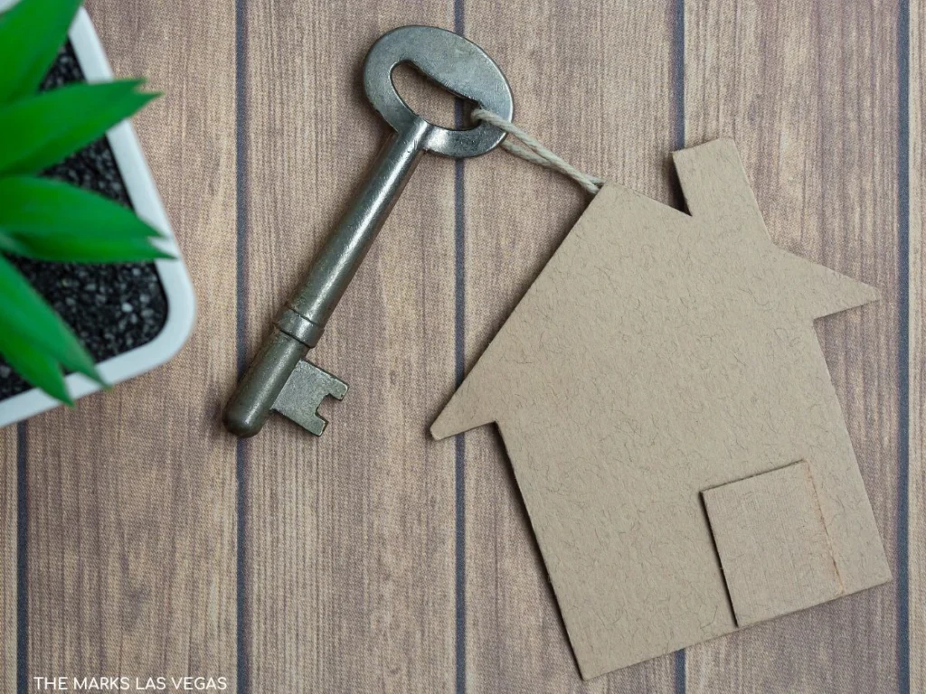 luxury home buyer 